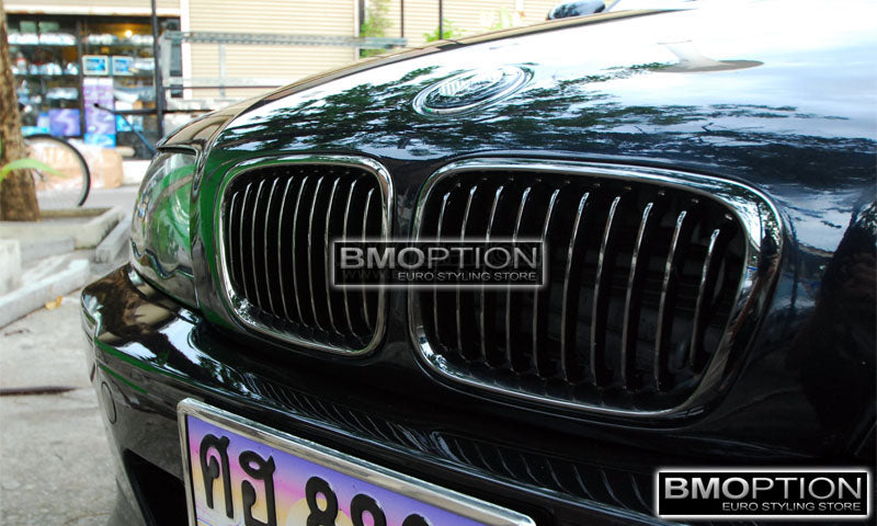 E46 4D 98-01 BlackChrome Front Grille