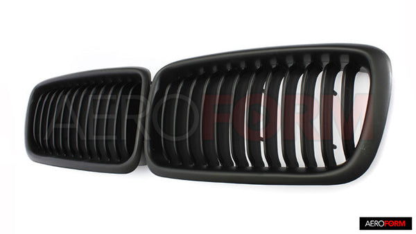 E38 Facelift Black Front Grille (Matt Black)