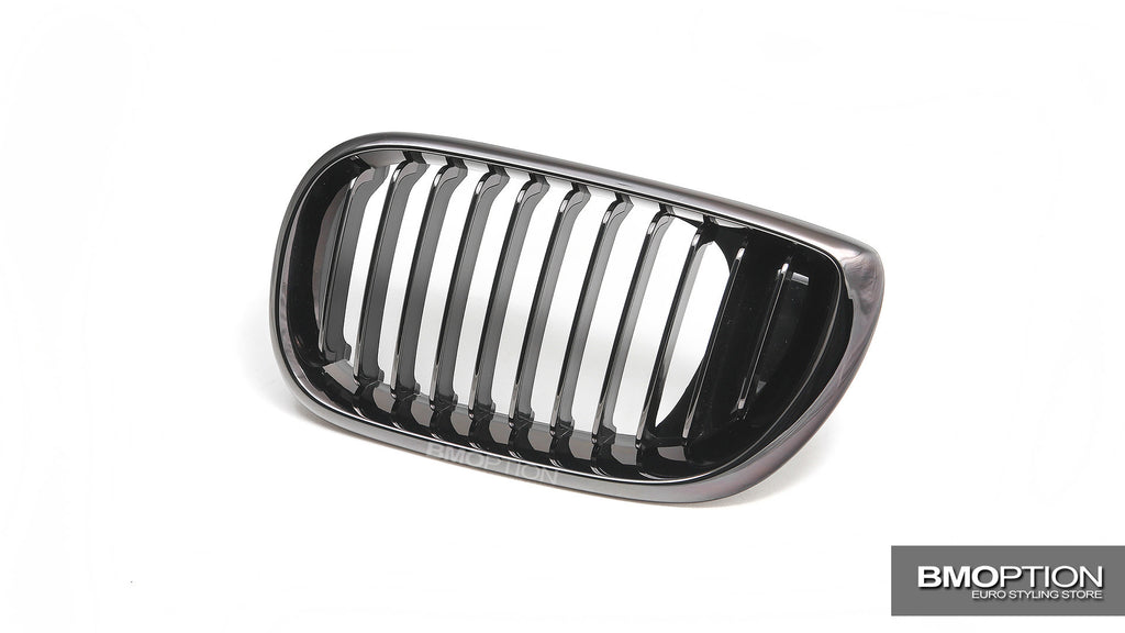 E46 4D 02-05 BlackChrome Front Grille