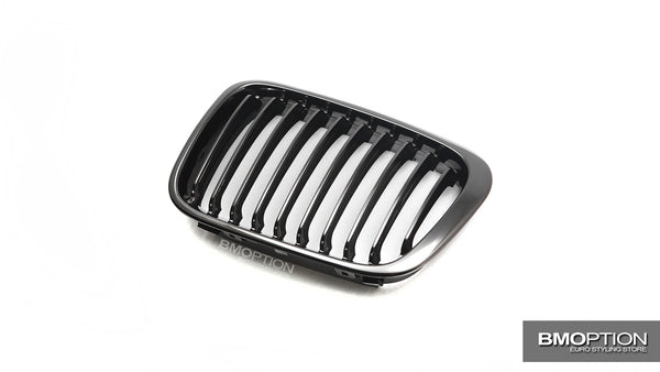 E46 4D 98-01 BlackChrome Front Grille