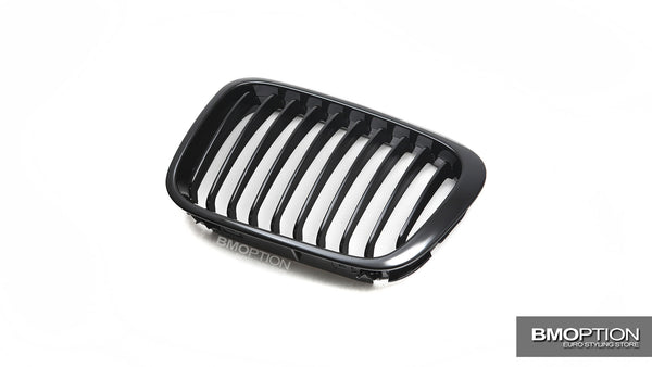 E46 4D 98-01 Glossy Black Front Grille