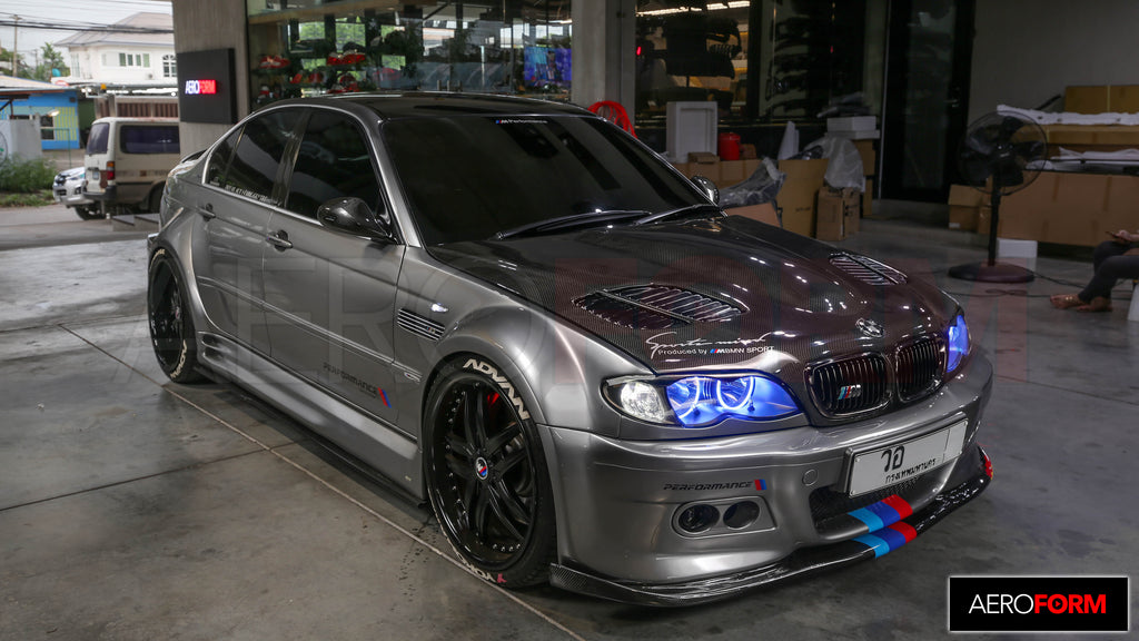 E46 4D 02-05 Glossy Black Front Grille