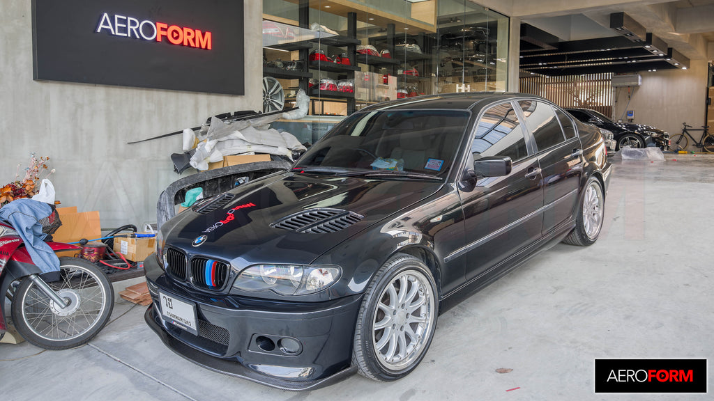 E46 4D 02-05 Glossy Black Front Grille + M Colors