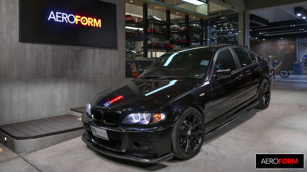 E46 4D 02-05 Glossy Black Front Grille