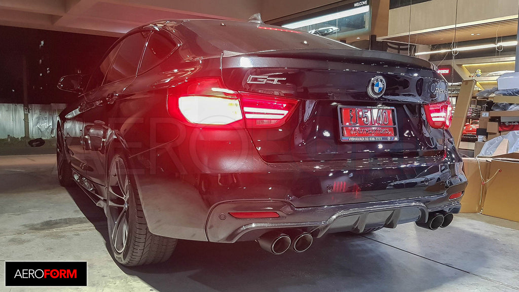 Akrapovic Evolution Carbon Fiber Exhaust Tips